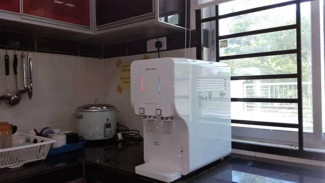Impianacasa Kluang Homestay Exterior photo